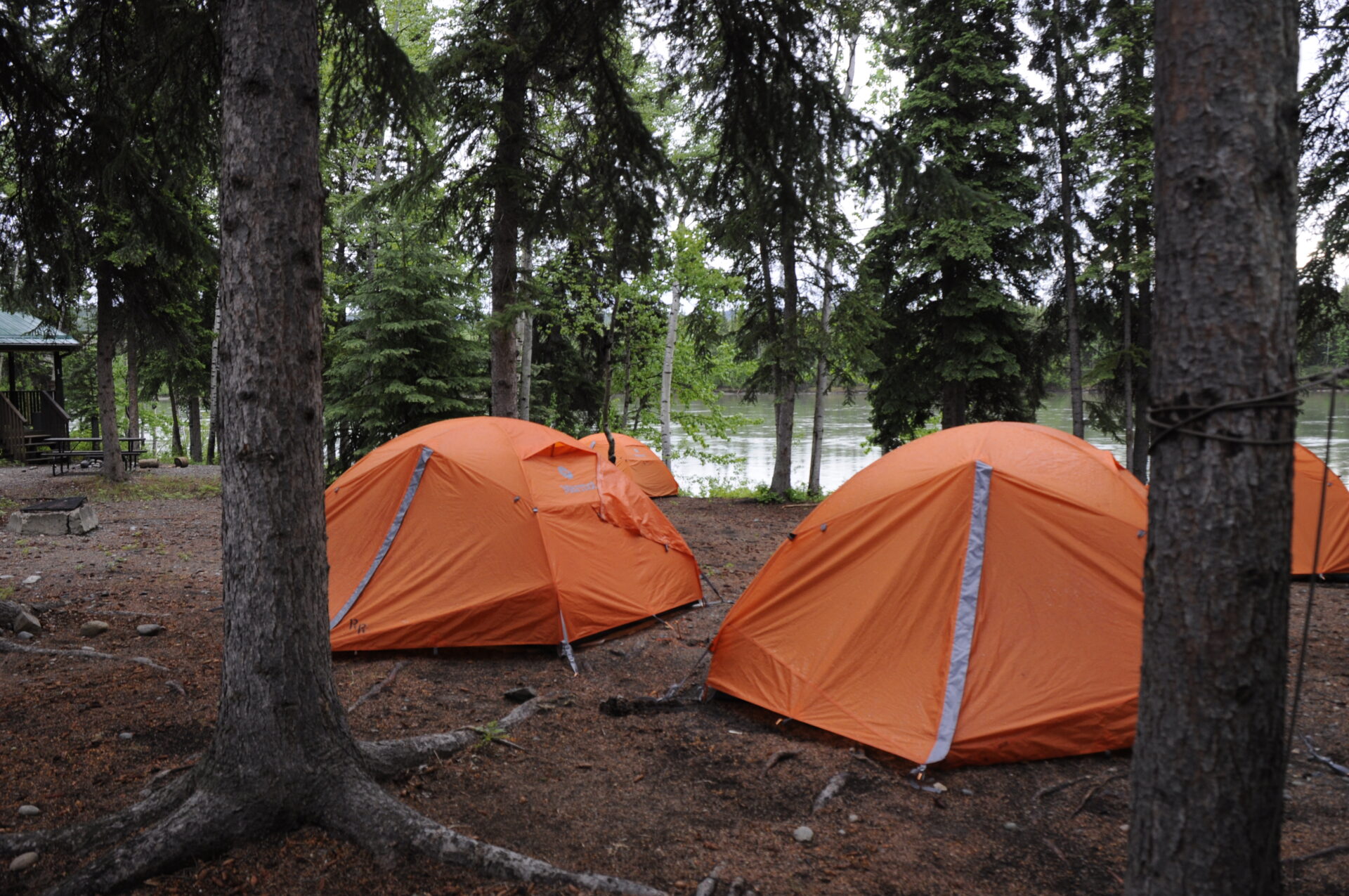 Nachtlager in Zelten