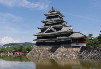 Japan Matsumoto Krähenburg (2)