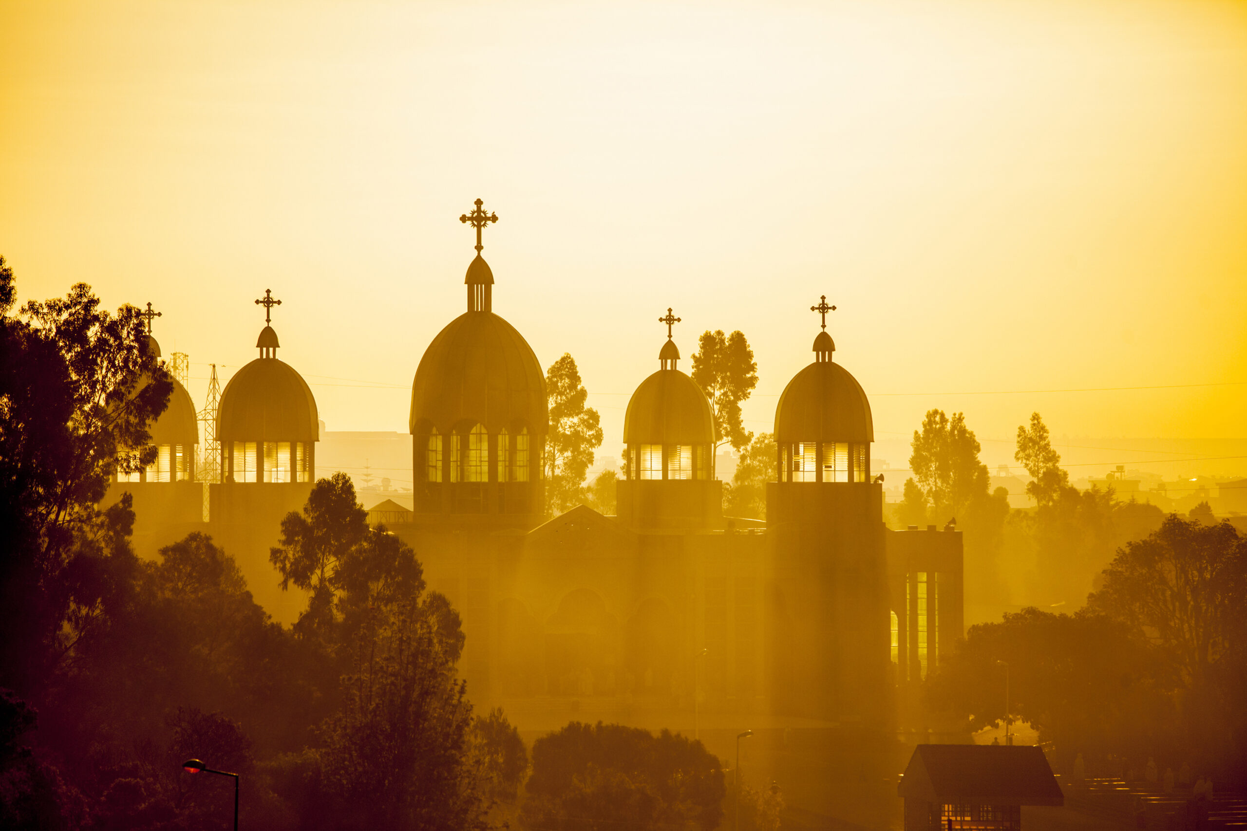 Kirchen_shutterstock_231200404
