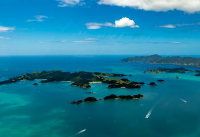 Scenic Bay of Islands, Paihia, New Zealand