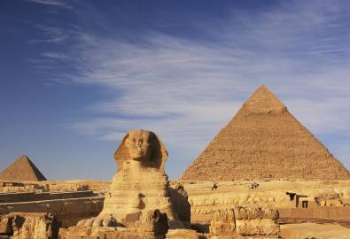 Khafre Pyramide mit Sphinx in Gizeh, Ägypten